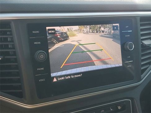 Used 2019 Volkswagen Atlas SE w/ Towing Package image 25