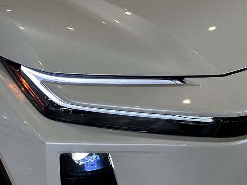 New 2026 Toyota C-HR AWD/4WD image 30