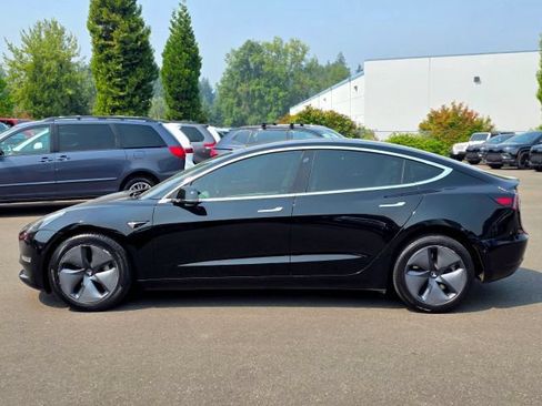 Used 2019 Tesla Model 3 RWD image 5