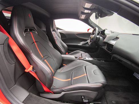 Used 2022 Ferrari SF90 Stradale AWD/4WD image 12
