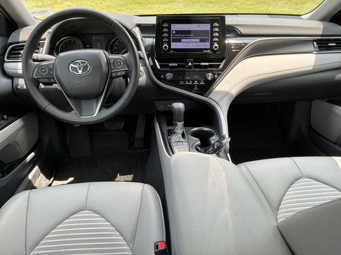 Used 2023 Toyota Camry SE w/ Convenience Package FWD image 28