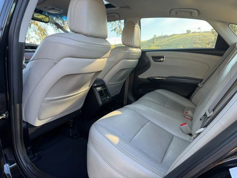 Used 2013 Toyota Avalon Limited FWD image 13