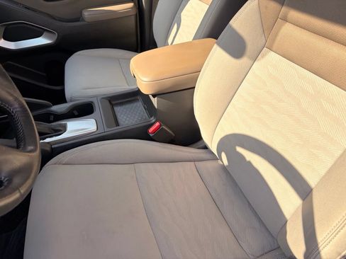 Certified 2022 Nissan Frontier SV RWD image 19