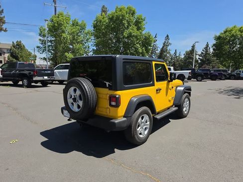 Used 2020 Jeep Wrangler Sport AWD/4WD image 13