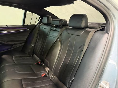 Used 2020 BMW 530i w/ M Sport Package RWD image 27