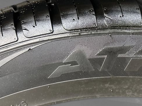 Used 2018 Porsche Cayenne image 33