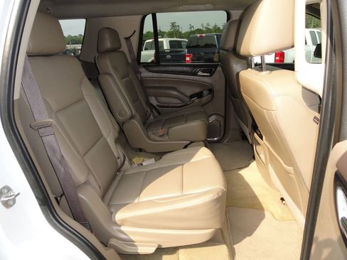 Used 2017 GMC Yukon SLT w/ Premium Edition RWD image 7