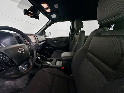 Used 2023 Nissan Frontier SV w/ Midnight Edition Package RWD image 20