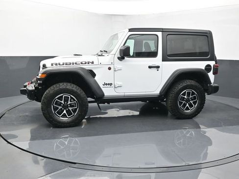 Used 2024 Jeep Wrangler Rubicon w/ Capability Package image 2