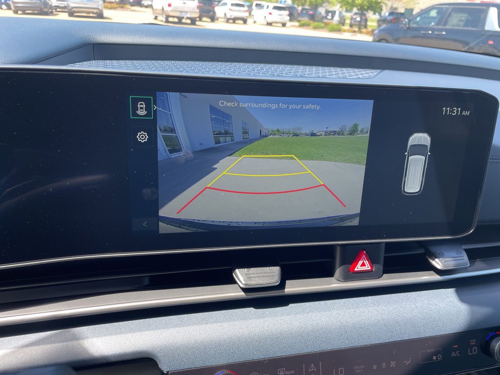 New 2026 Kia Carnival EX FWD image 21