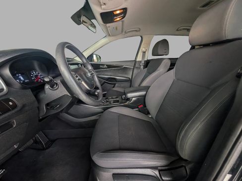 Used 2020 Kia Sorento AWD V6 image 20