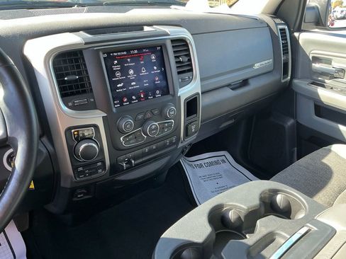 Used 2019 RAM 1500 Big Horn image 41