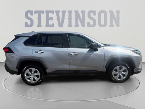 Certified 2025 Toyota RAV4 LE AWD/4WD image 6