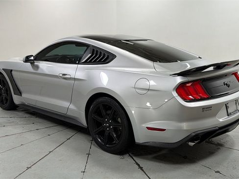 Used 2018 Ford Mustang Coupe w/ Black Accent Pkg image 7