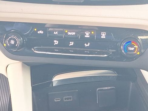 Certified 2023 Buick Envision Preferred image 39