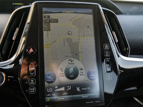 Used 2021 Toyota Prius Prime XLE image 20