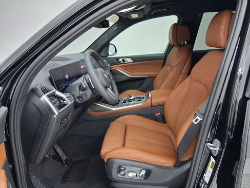 New 2026 BMW X7 xDrive40i w/ M Sport Package image 3