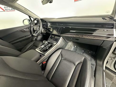 Used 2020 Audi Q7 3.0T Premium Plus AWD/4WD image 25