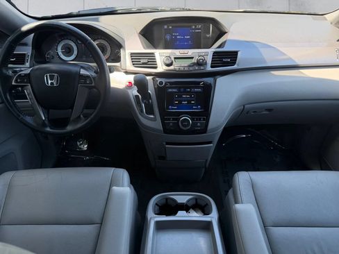 Used 2017 Honda Odyssey EX-L image 10