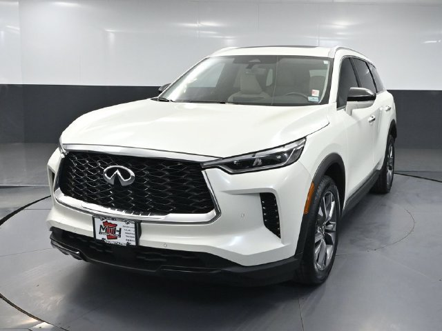Used 2023 INFINITI QX60 Luxe AWD/4WD image 9
