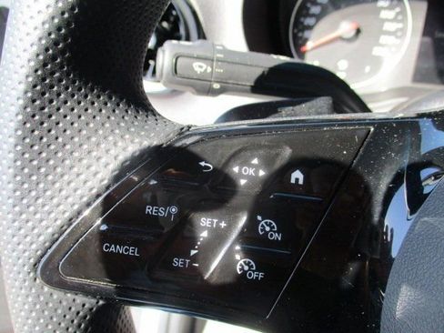 Used 2025 Mercedes-Benz Sprinter 2500 image 13