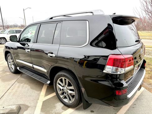 Used 2014 Lexus LX 570 4WD image 6