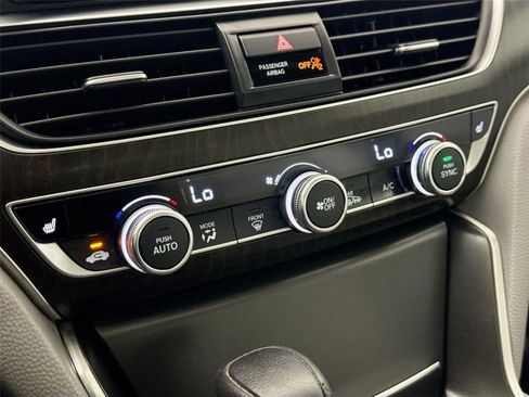 Used 2019 Honda Accord EX image 24