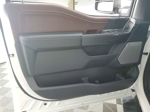 Used 2023 Ford F150 Lariat image 28