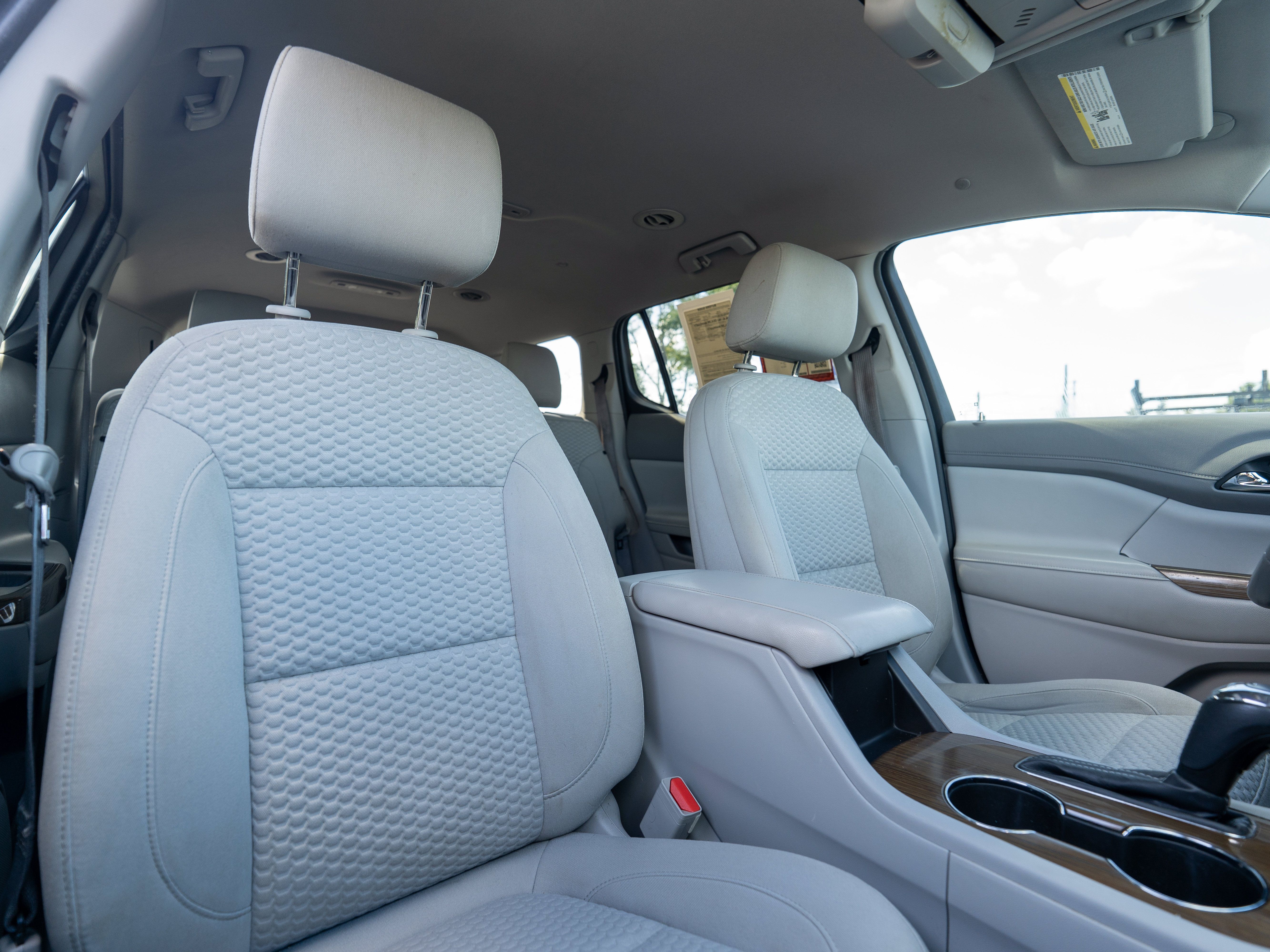 Used 2019 GMC Acadia SLE FWD image 12