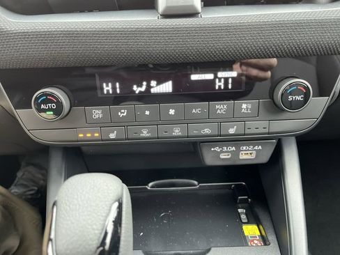 New 2026 Subaru Outback Limited image 19