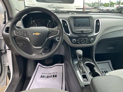 Certified 2024 Chevrolet Equinox LS w/ LS Convenience Package FWD image 13