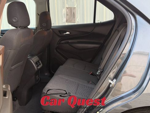 Used 2019 Chevrolet Equinox LT w/ Driver Convenience Package FWD image 12