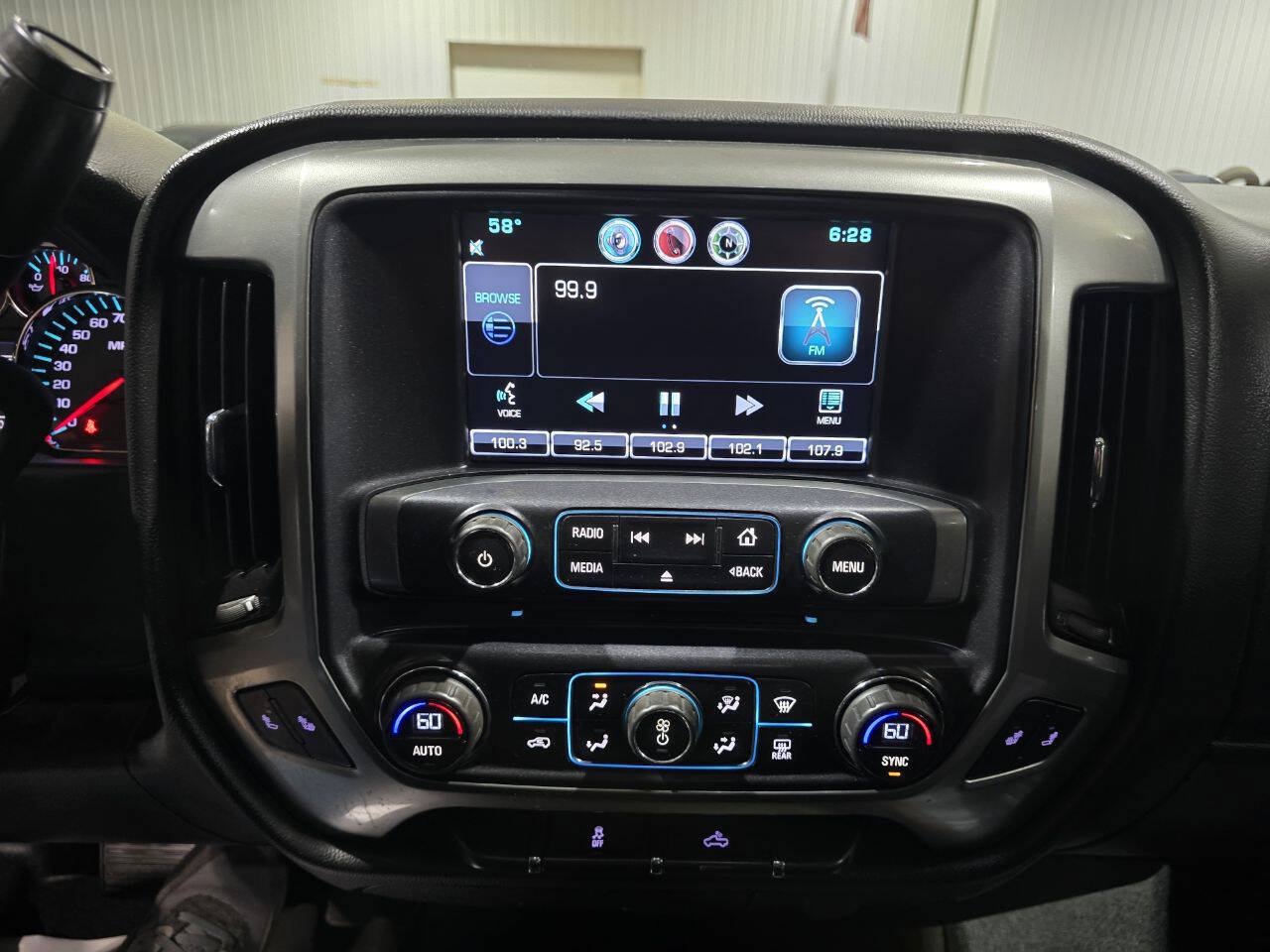 Used 2015 Chevrolet Silverado 2500 LT w/ LT Convenience Package AWD/4WD image 39
