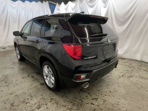 Certified 2025 Honda Passport EX-L image 9