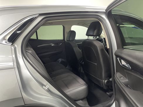 Used 2023 Buick Envision Preferred image 21