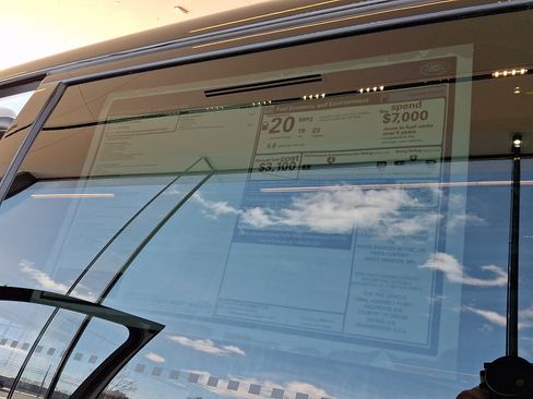 New 2026 Land Rover Discovery Sport Landmark image 20