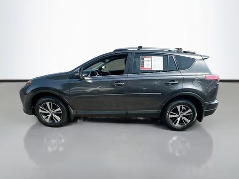 Used 2017 Toyota RAV4 XLE w/ Carpet Mat Package AWD/4WD image 9