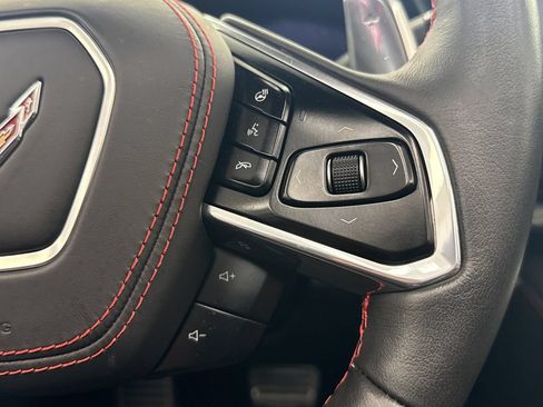 Used 2021 Chevrolet Corvette Stingray Premium Conv w/ Z51 Performance Package RWD image 21
