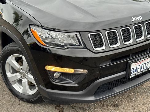 Used 2021 Jeep Compass Latitude image 6