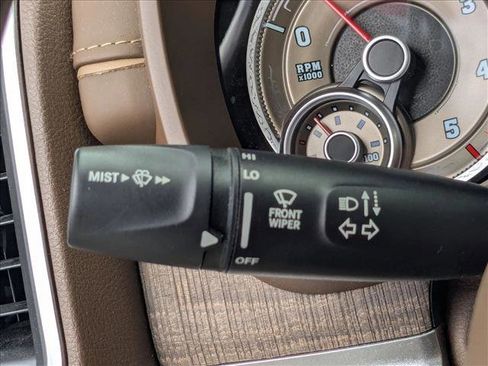 Used 2022 RAM 1500 Limited AWD/4WD image 14