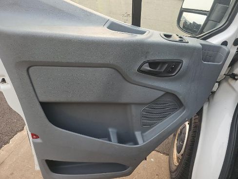 Used 2016 Ford Transit 350 XL RWD image 17