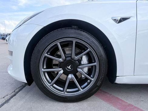Used 2020 Tesla Model 3 Long Range image 18