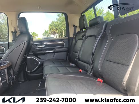 Used 2019 RAM 1500 Laramie RWD image 16