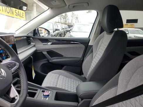 New 2026 Volkswagen Tiguan S FWD image 17