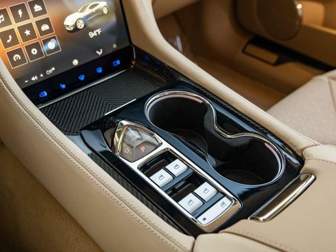 New 2025 Karma Revero Luxury RWD image 24