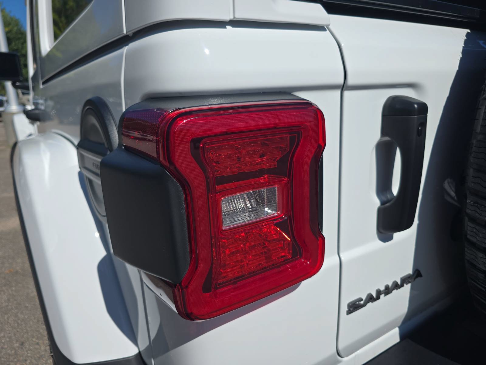 New 2026 Jeep Wrangler Unlimited Sahara AWD/4WD image 35
