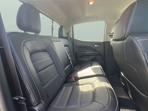 Used 2022 GMC Canyon Denali image 26