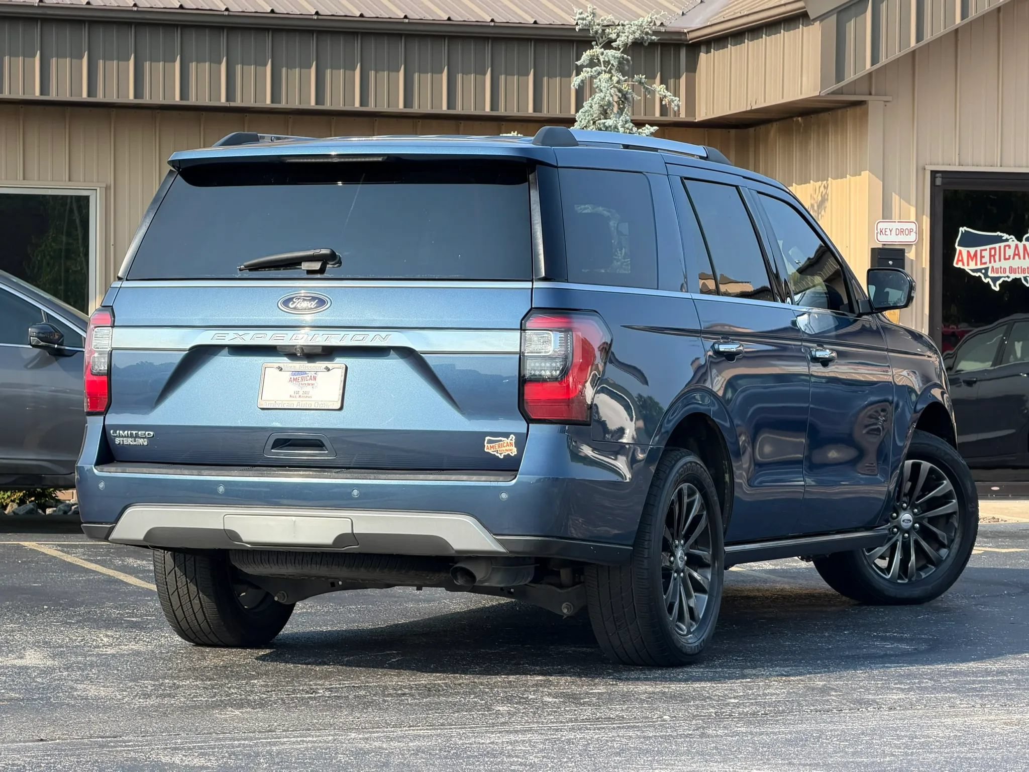 Used 2019 Ford Expedition Limited RWD image 51