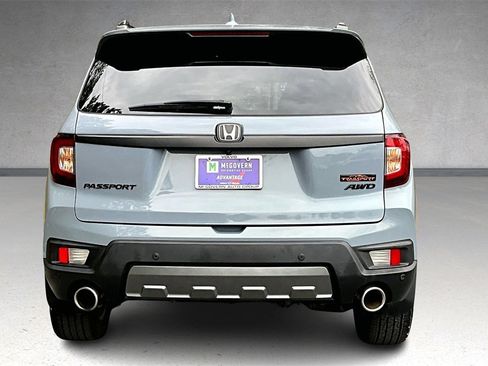 Used 2022 Honda Passport TrailSport image 5