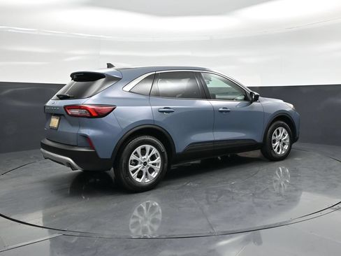 Used 2024 Ford Escape Active FWD image 25